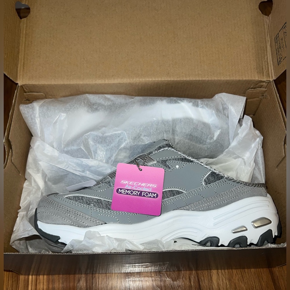 Skechers Gray Athletic Shoes with Air-Cooled Comfort - Picture 4 of 6